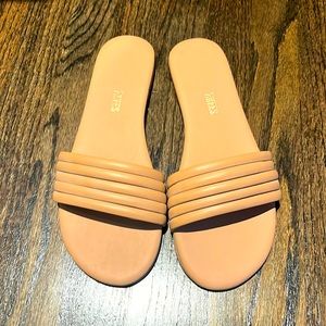 TKEES Serena Sandals